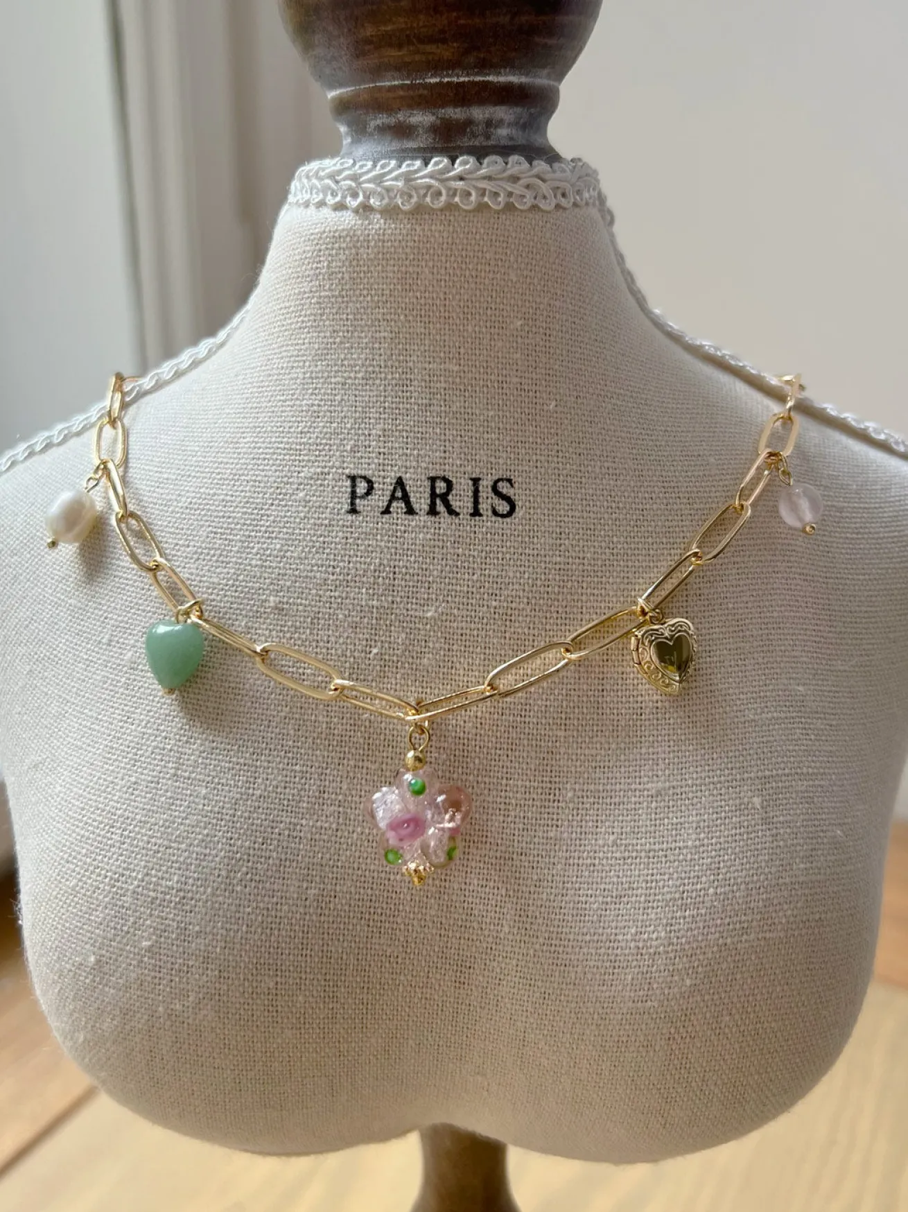 DAINTY FLOWER Heart Lockets Gift Set