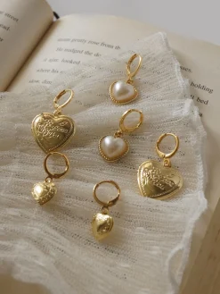 EMMA Locket Huggies