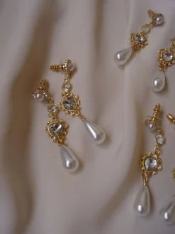 Esmé Earrings *S925 Earposts