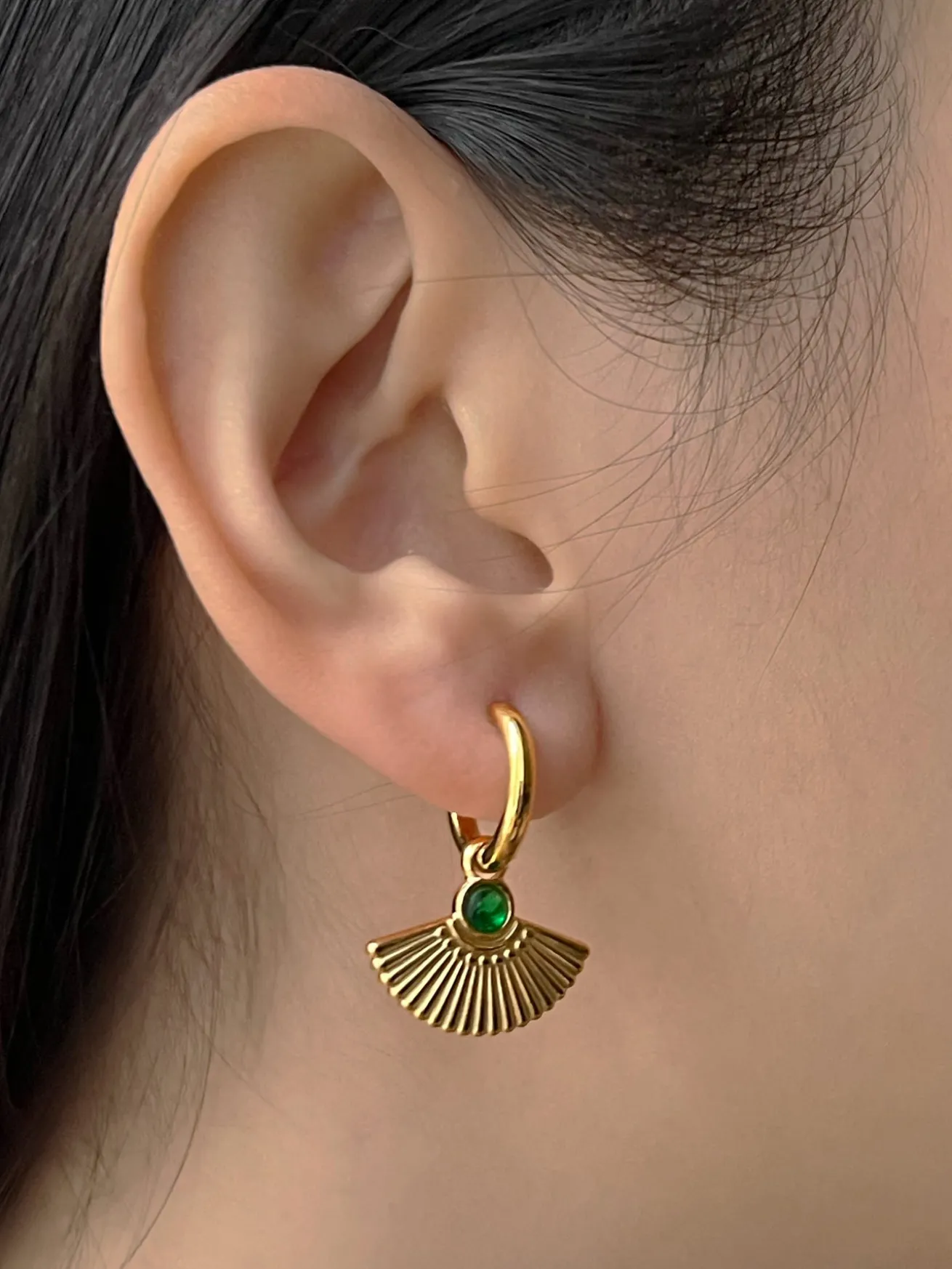 Flight Of Horus Hoop Earrings With Emerald Gemstones