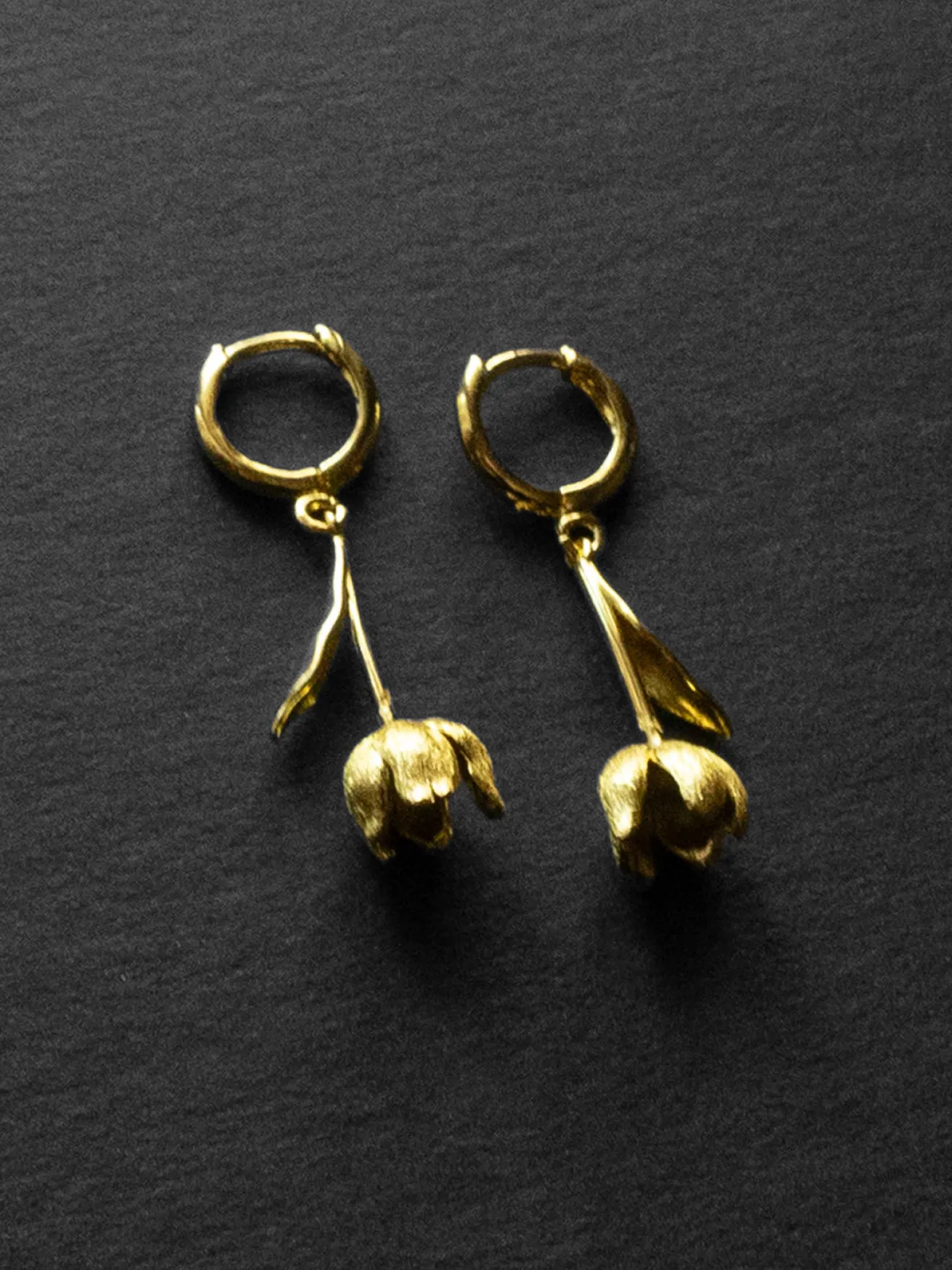 Flower Dangle Huggies - Gold
