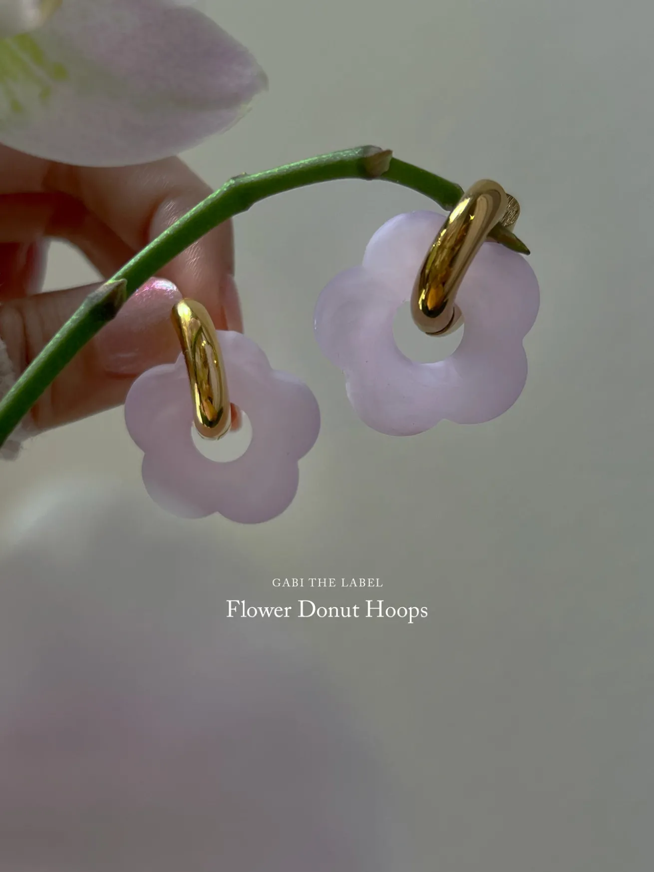 Flower Donut Hoops - Marbled Matte Lilac