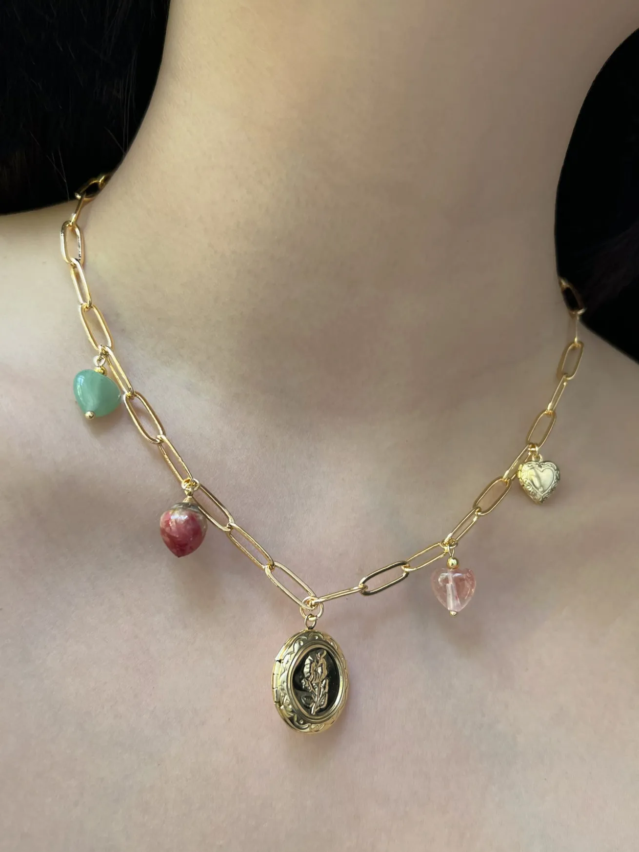Flower Round Locket Charm Necklace - Crystal Hearts/Dried Rose