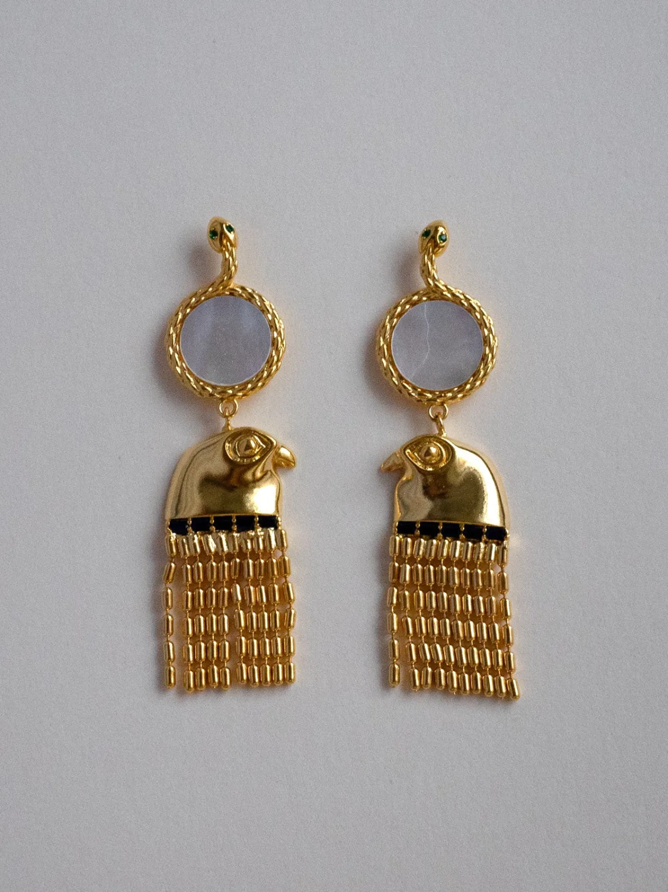 Horus Earrings With Shell Crest