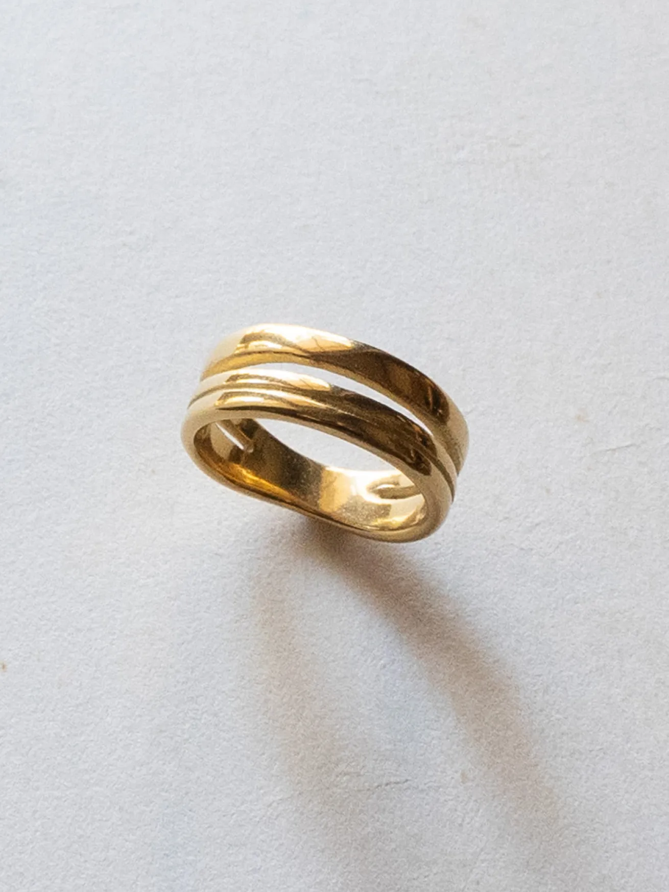 Intertwined Ring - Gold