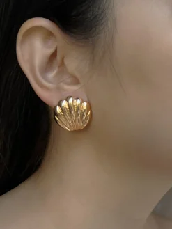 Jumbo Seashell Earstuds - Gold
