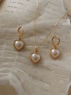 LILITH Heart Pearl Necklace