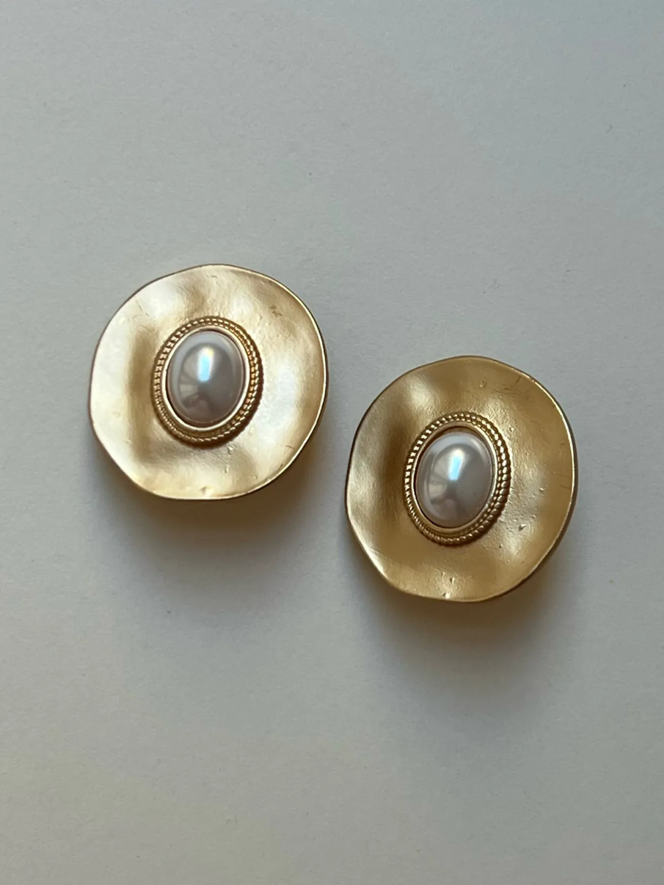 Matte Gold Pearl Eye Clip-Ons (Vintage)