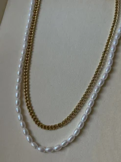 Pearl & Chain Layered Necklace