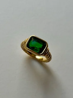 Rectangular Gemstone Twist Ring - Emerald Green